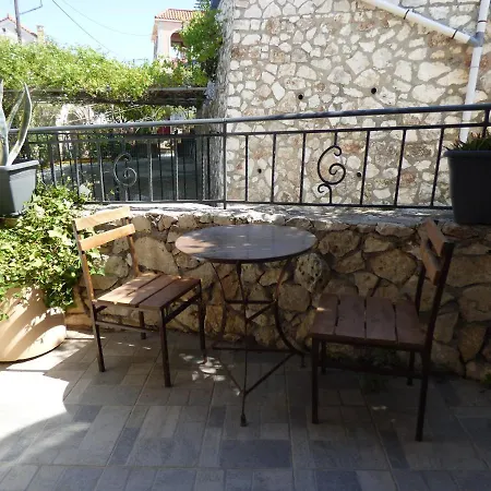 Anna Apartment *